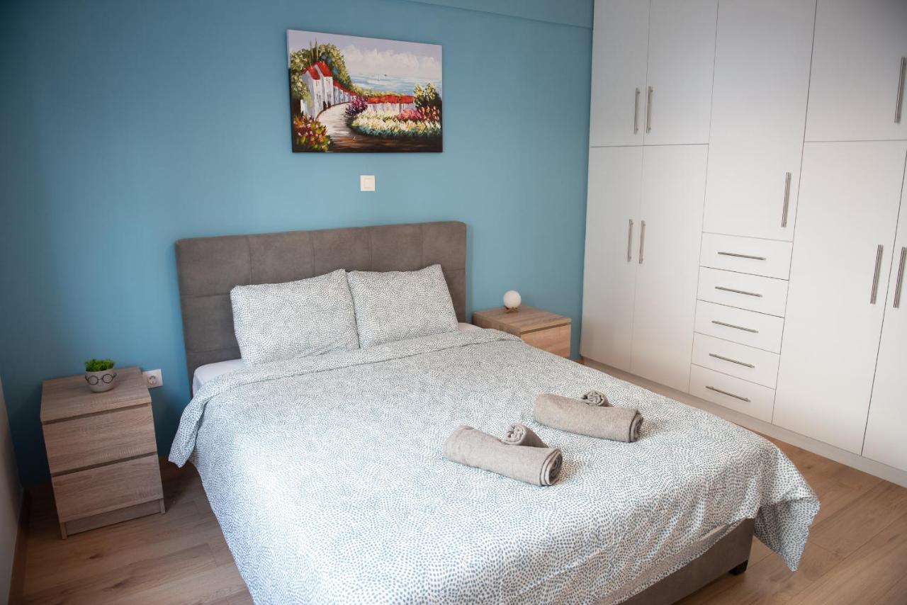 Appartamento Newly Renovated Flat 500M From Subway Station Atene Esterno foto